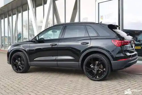 Audi Q3 45 TFSI e 2023