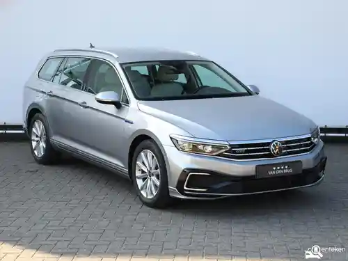 VW Passat Variant 1.5 TSI OPF 2022