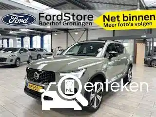 Volvo XC40 Recharge Plug-in Hybrid T4 2023