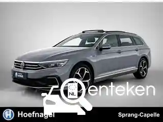 VW Passat Variant GTE 2022