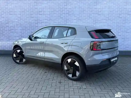 Volvo EX30 Single Motor Extended Range 2025