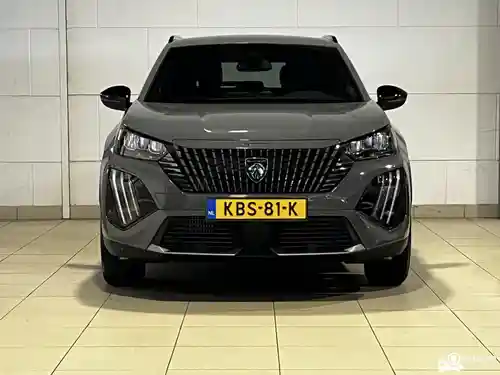 Peugeot 2008 1.2 PureTech 100 2024