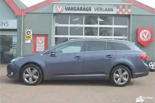 Toyota Avensis 1.8 2015