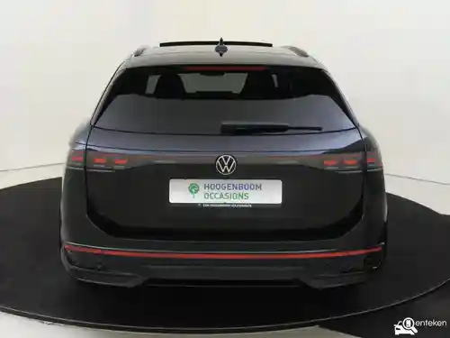 VW Passat Variant 1.5 eHybrid 2025