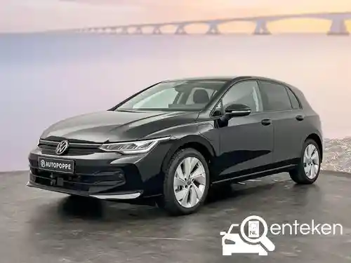 VW Golf 1.5 eHybrid 2026