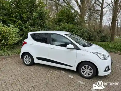 Hyundai i10 1.0 blue 2016