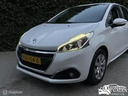 Peugeot 208 1.2 PureTech 82 2016