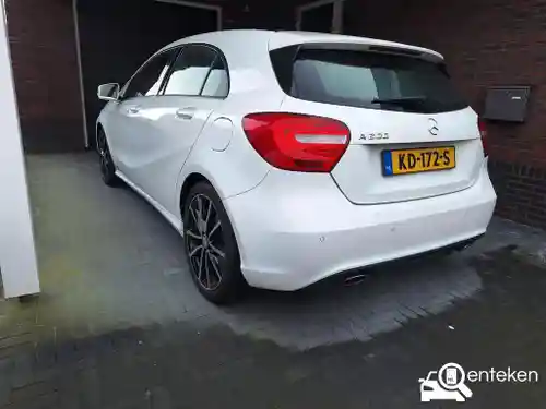 Mercedes-Benz A 200 2015