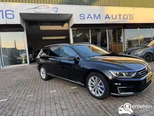 VW Passat Variant GTE 2016