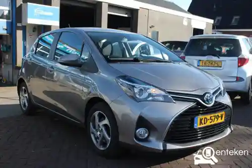 Toyota Yaris 1.5 Hybrid 2015