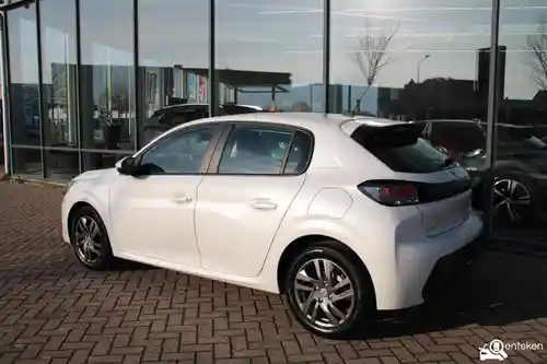 Peugeot 208 1.2 PureTech 100 2021