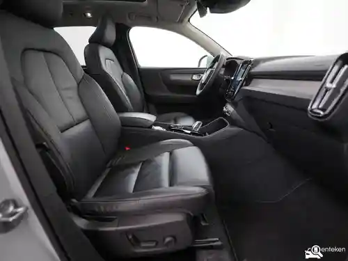 Volvo XC40 Recharge Plug-in Hybrid T5 2021