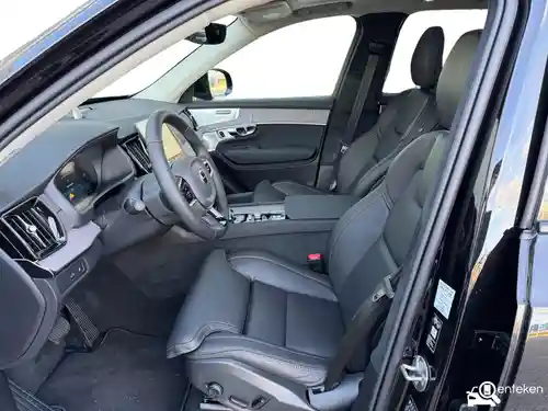 Volvo XC90 B5 2025