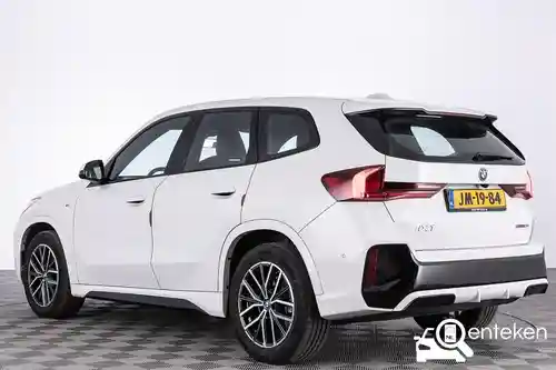 BMW iX1 eDrive20 2024