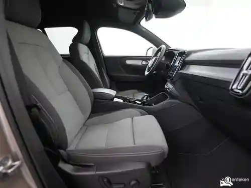 Volvo XC40 Recharge Plug-in Hybrid T4 2023