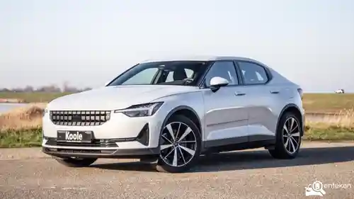 Polestar 2 Standard Range Single Motor (64 kWh) 2021