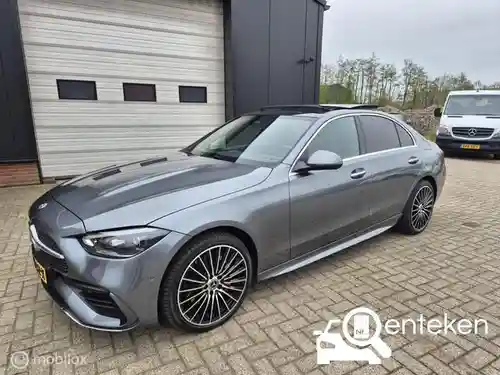 Mercedes-Benz C 300 e 2024