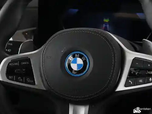 BMW X5 xDrive50e 2025