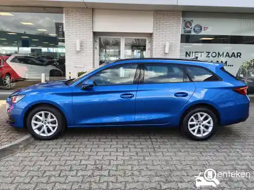 SEAT Leon Sportstourer 1.5 eTSI 2025