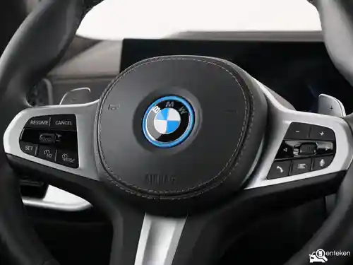 BMW X5 xDrive50e 2025