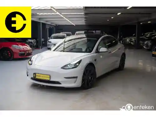 Tesla Model 3 Performance 2021