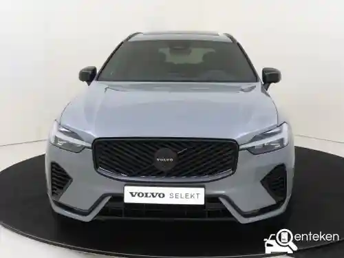 Volvo XC60 Plug-in Hybrid T8 2025
