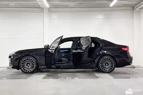BMW i7 M70 xDrive 2026