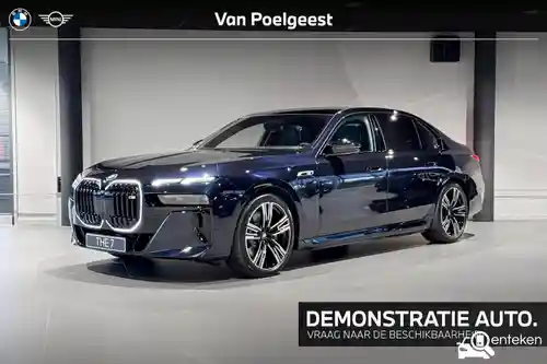 BMW M760e 2026