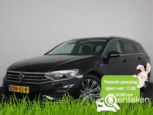 VW Passat Variant GTE 2023