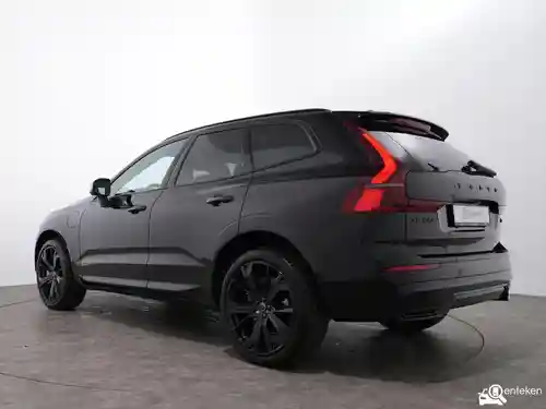 Volvo XC60 Plug-in Hybrid T8 2025