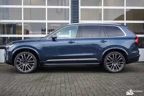 Volvo XC90 B5 2026