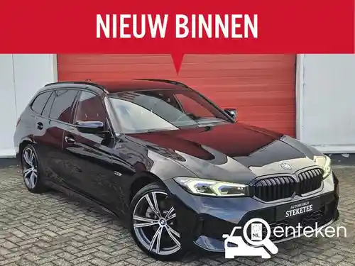 BMW 330e Touring 2022