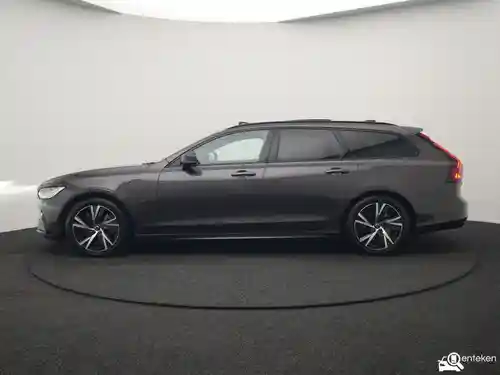 Volvo V90 T6 2022
