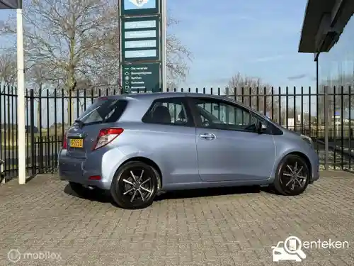 Toyota Yaris 1.33 2012