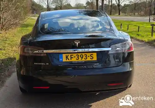 Tesla Model S 70 2016