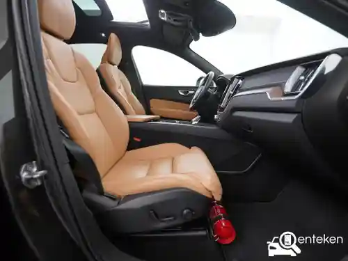 Volvo XC60 Recharge T6 2020