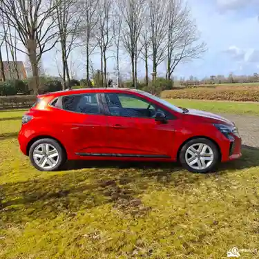 Renault Clio TCe 90 2024
