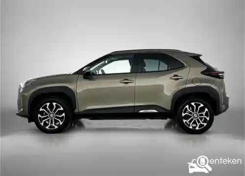 Toyota Yaris Cross 1.5 Hybrid 130 2025