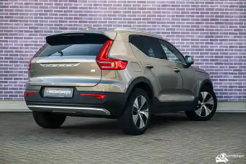 Volvo XC40 Recharge Plug-in Hybrid T4 2022