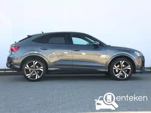 Audi Q3 45 TFSI e 2022