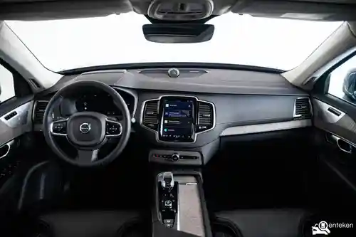 Volvo XC90 Recharge Plug-in Hybrid T8 2023