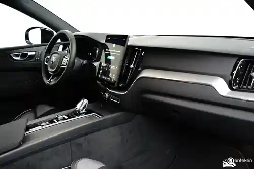 Volvo XC60 Plug-in Hybrid T6 2026