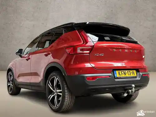 Volvo XC40 Recharge Plug-in Hybrid T5 2020