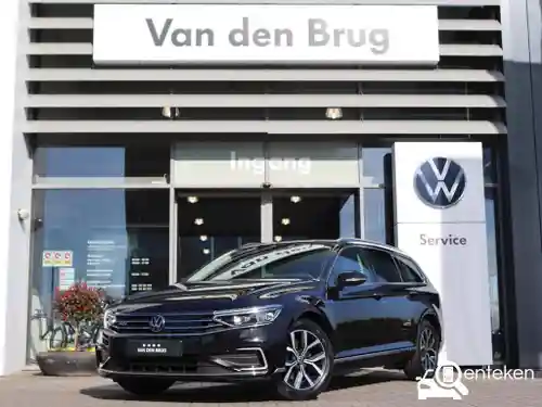 VW Passat Variant 1.5 TSI OPF 2022