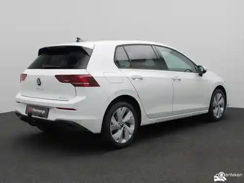 VW Golf 1.5 eHybrid 2026