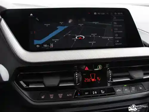 BMW 118i 2023