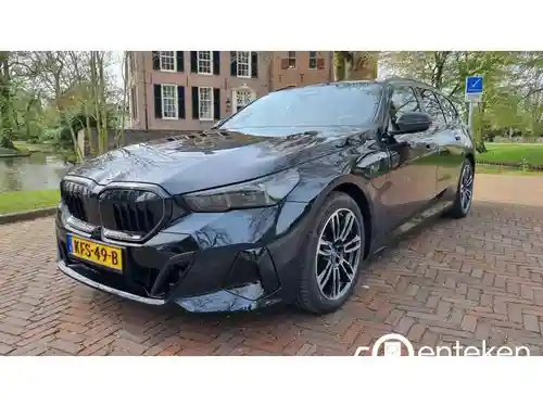 BMW 550e Touring 2025