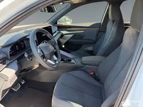 CUPRA Terramar 1.5 e-HYBRID 2026