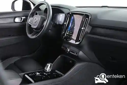 Volvo XC40 Recharge Plug-in Hybrid T4 2023