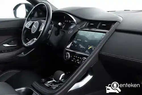 Jaguar E-Pace P300e 2023